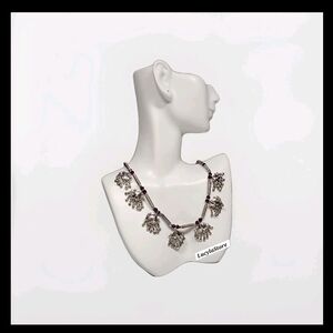 Elegant Silver Necklace with Crystal Accents